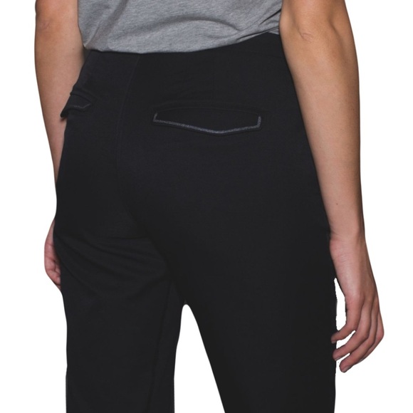 Lululemon Women’s &go City Trek Trouser
Black Sz 6 - Picture 2 of 12